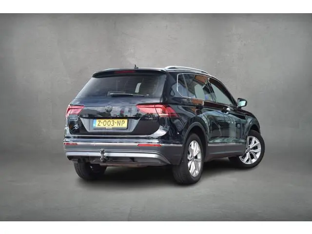 Volkswagen Tiguan 2.0 TSI 4Motion Highline | Trekhaak | Apple CarPlay | Camera | Stoelverwarming