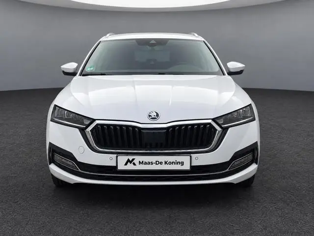 Skoda Octavia Combi 1.4 TSI iV PHEV 204pk DSG Business Edition Plus · Trekhaak · Head-Up Display · S...