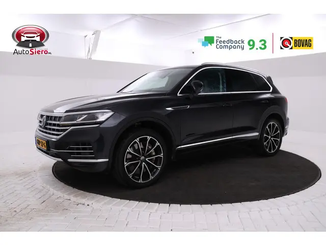 Volkswagen TOUAREG EHYBRID 3.0 TSi 4MOTION Panorama, Luchtvering, Climate, Volleder.