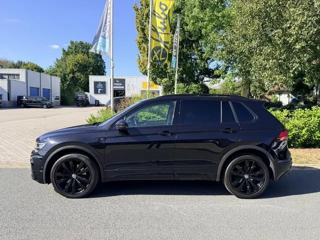 Volkswagen Tiguan 2.0 TSI 4Motion 220PK DSG R-Line•Pano•Trekhaak