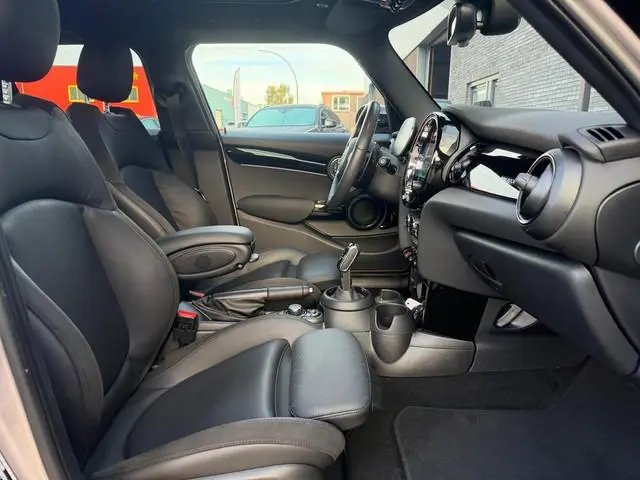 Mini Mini