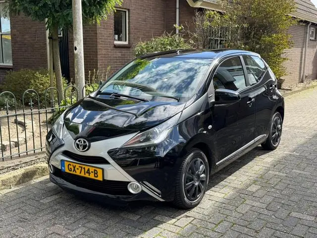 Toyota Aygo 1.0 VVT-i x-clusiv