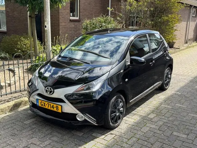 Toyota Aygo 1.0 VVT-i x-clusiv