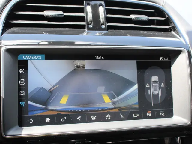 Jaguar F-PACE 5.0 V8 AWD SVR 551 pk Panorama dak | Meridian sound | Premium Pack | Light Pack | ACC...