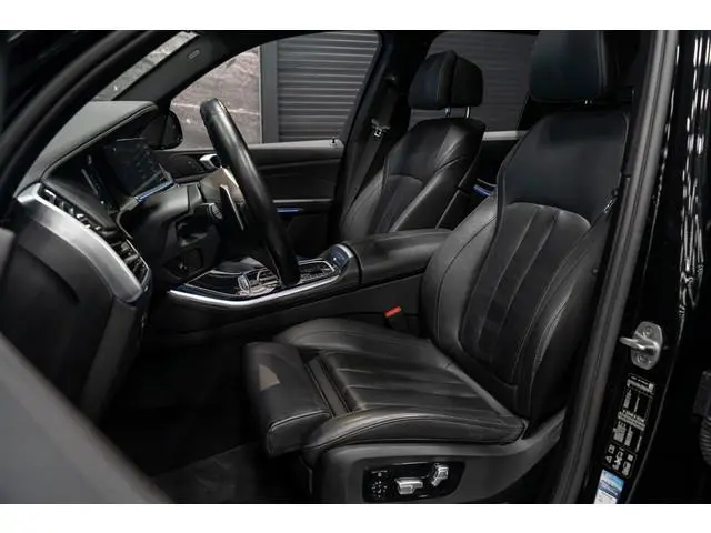BMW X5 xDrive40d High Executive *M-Sport / Panorama / Harman-Kardon / HUD / Memory / Surround-view*