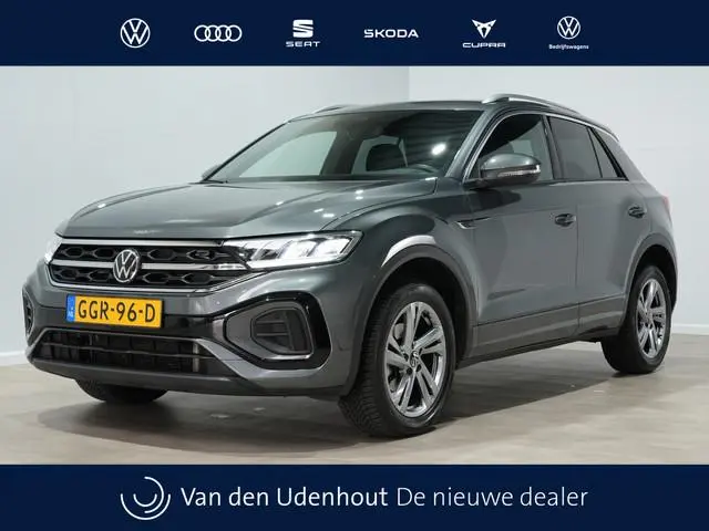 Volkswagen T-Roc 1.5 150pk DSG TSI R-Line | Camera | Virtual Cockpit | ACC | Full-LED | Carplay