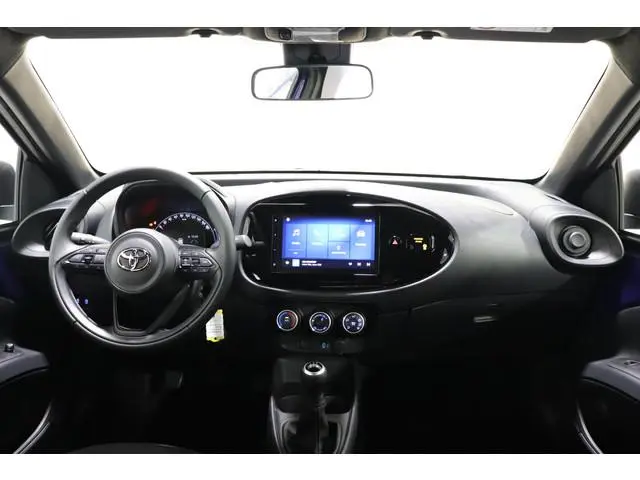 Toyota Aygo X 1.0 VVT-i MT Play, Apple carplay/Android auto, Parkeercamera, Airco!