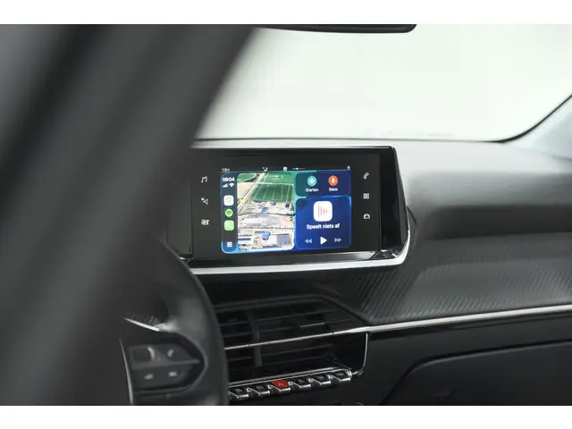 Peugeot 208 PureTech 100 Active Pack | Parkeersensoren | Apple Carplay | Cruise Control