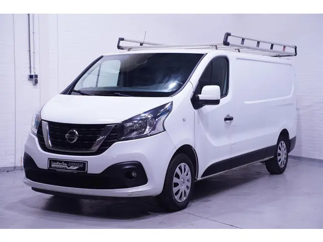 Nissan NV300 1.6 DCi 125 pk L2H1 Optima Navi, Camera Trekhaak, Imperiaal, Cruise Control, Airco, 3-Zits