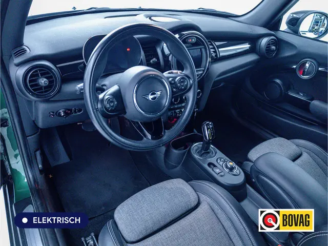 MINI Mini Electric Business 33 kWh | Airco | Led | Stoelverwarming | PDC Achter | Camera | Cruise co...