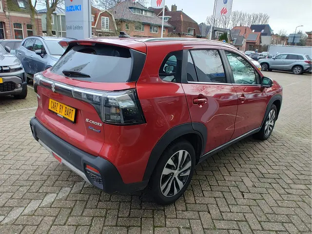 Suzuki S-Cross