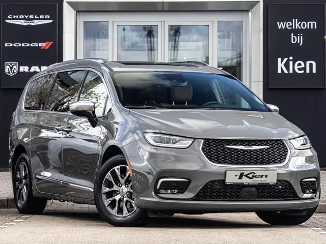 Chrysler Pacifica