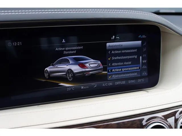 Mercedes-Benz S-Klasse