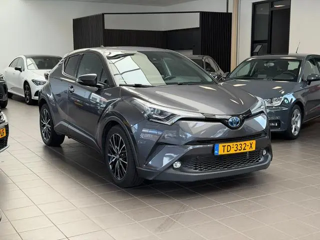 Toyota C-HR 1.8 Hybrid Dynamic