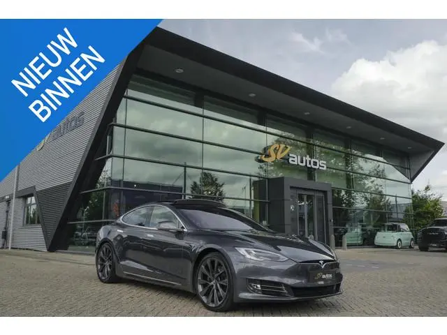 Tesla Model S 75D 333pk AWD Panoramadak *SOH 88%* Autopilot enchanged 21" LMV Leder NLauto