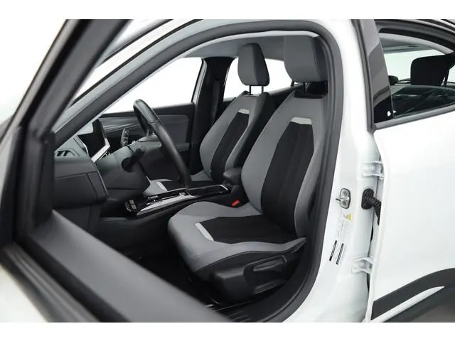 Opel Mokka-e Business Elegance 50-kWh | Rijklaar! | Dig. Cockpit | Dodehoek | Cruise | DAB | NAV+App...