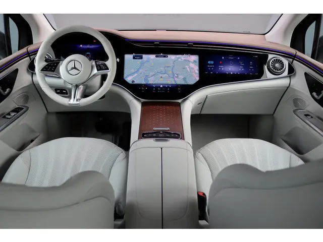 Mercedes-Benz EQE SUV 350+ AMG Line 91 kWh | Hyperscreen | Achterasbesturing | Distronic+ | Surround Camera | Verwarmd Stuurwiel | Digital Light | Keyless Go | Parfumering | 22kW | Memory |