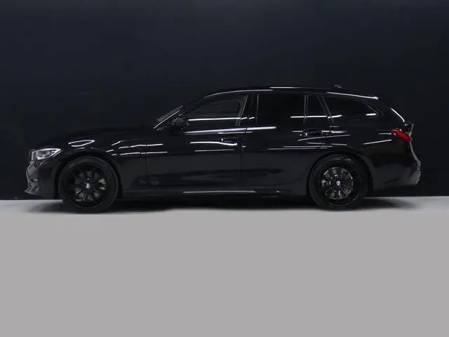 BMW 3-serie Touring 320e Business Edition Plus [SCHUIFKANTELDAK, APPLE CARPLAY, ANDROID, STOELVERWAR...