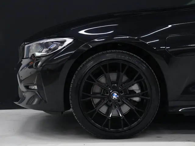 BMW 3-serie Touring 320e Business Edition Plus [SCHUIFKANTELDAK, APPLE CARPLAY, ANDROID, STOELVERWAR...