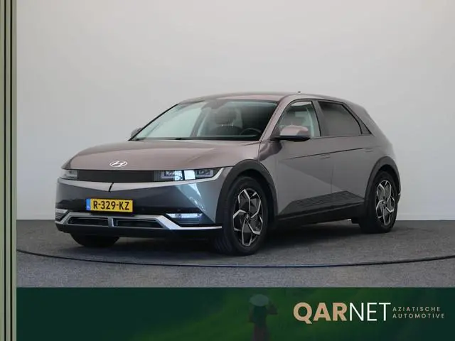 Hyundai IONIQ 5 Connect+ 77.4 kWh | Warmtepomp | Stoel en Stuurwielverwarming | 507km WLTP | Achteru...