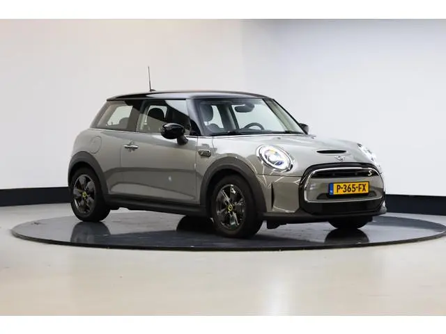 Mini Electric Essential 33 kWh