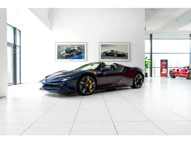 Ferrari SF90 Spider