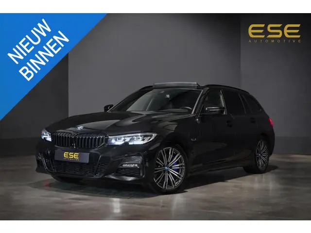 BMW 3-serie Touring 330e M-Sport | Pano | Trekhaak | 360 camera
