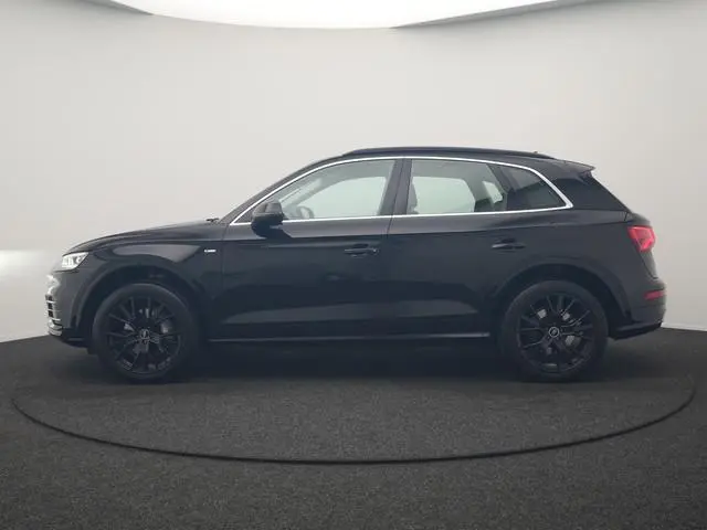 Audi Q5 50 TFSI e Quattro S Line PHEV 300pk | Trekhaak af Fabriek | Head Up | Camera | Voorstoelen V...