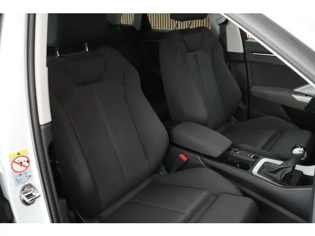 Audi Q3 45 TFSI e 245pk S-Tronic Pro Line Trekhaak Sportstoelen Stoelverwarming ACC Virtual Cockpit...