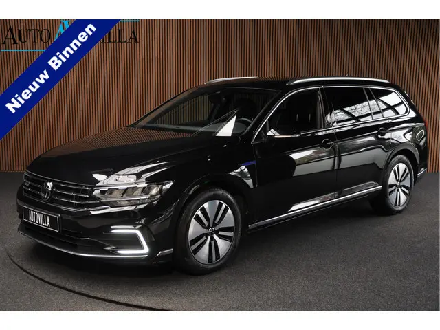 Volkswagen Passat Variant 1.4 TSI PHEV GTE Virtual C Massage Navi Keyless Camera Climate voor & acht...