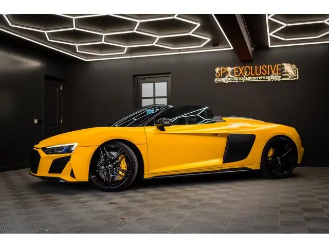 Audi R8
