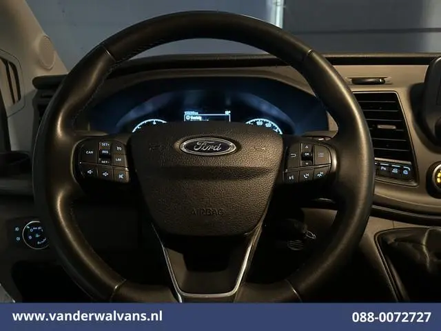 Ford Transit 2.0 TDCI L4H3 Euro6 Airco | Cruisecontrol | Verwarmde voorruit Parkeersensoren, Bijrijd...