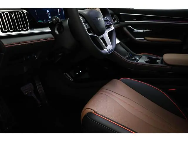 BYD SEAL U