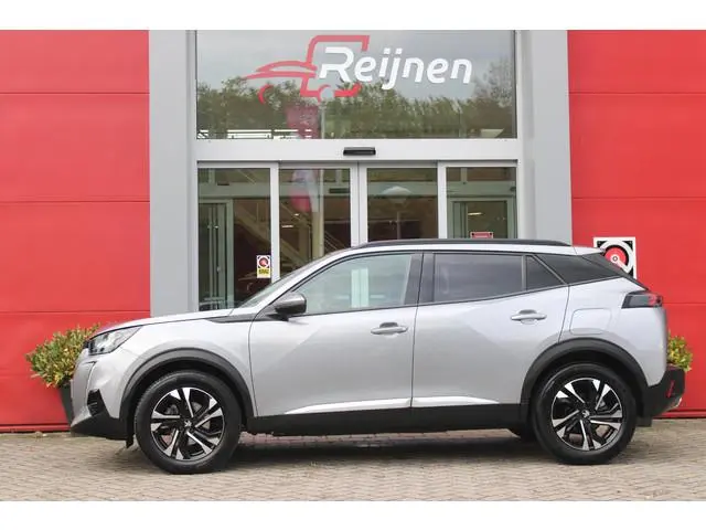 Peugeot 2008 1.2 130PK AUTOMAAT ALLURE PACK | TREKHAAK | ADAPTIVE CRUISE CONTROL | 3-D INSTRUMENTENP...