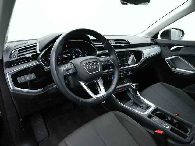 Audi Q3 35 TFSI 150 pk S-tronic Advanced Edition | Stoelverwarming | Adaptive Cruise | Side Assist |...