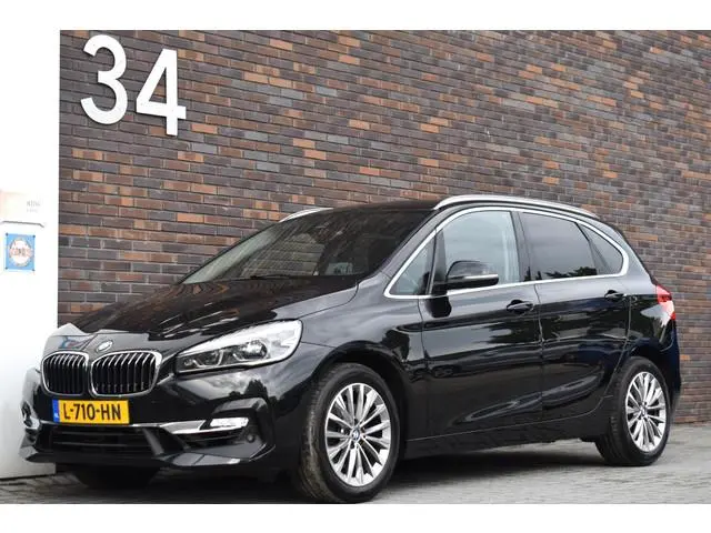 BMW 2-serie Active Tourer 220i Business Edition Plus