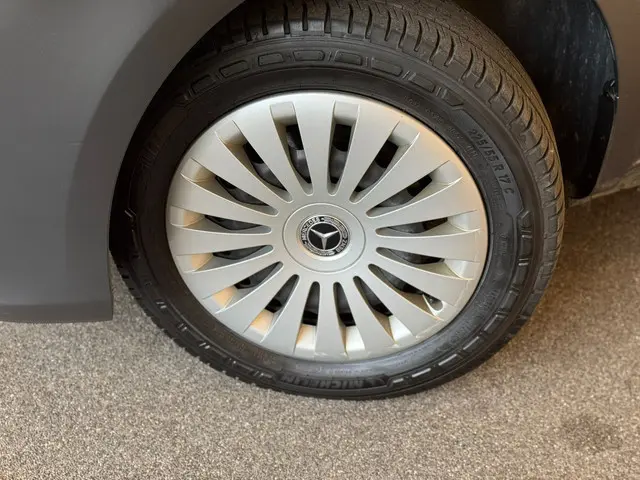 Mercedes-Benz eVito