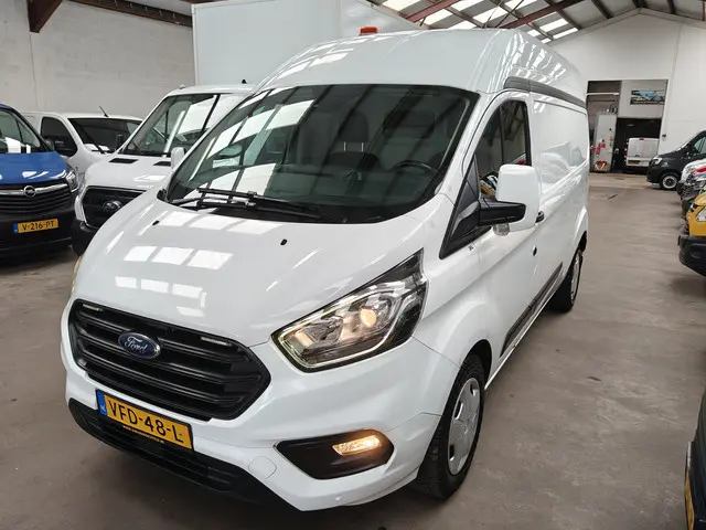 Ford Transit Custom 340 2.0 TDCI L2H2 Trend MHEV