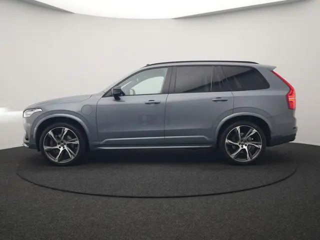 Volvo XC90 T8 Recharge AWD R-Design 7 Pers Long Range PHEV 456pk Dealer O.H | Luchtvering | Trekhaak...