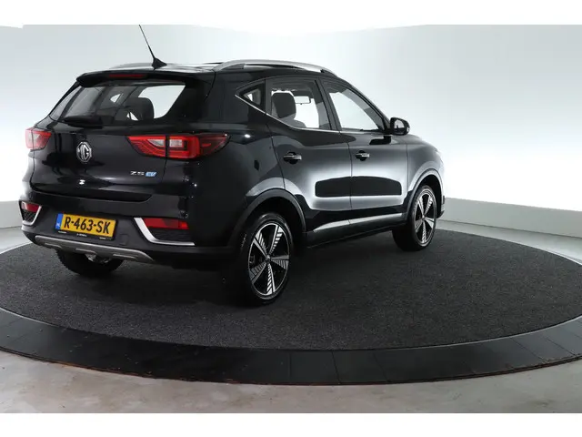 MG ZS EV