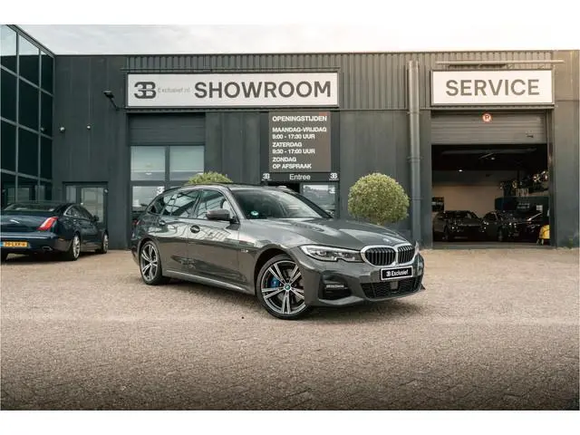 BMW 3-serie Touring 330e High Executive | M-syle | Pan.dak | adap CC