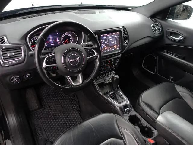 Jeep Compass 1.3T S Night Eagle Aut- Xenon Led, Keyless, Stuur/Stoelverwarming, Alpine Audio, Memory