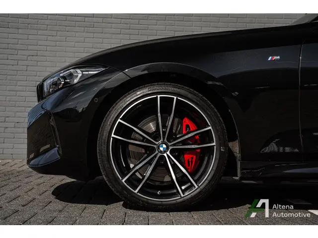BMW 3-serie 330i M-sport, BTW, schuifdak, harman kardon, 360 camera