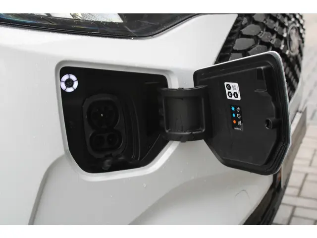 Ford E-Transit Custom