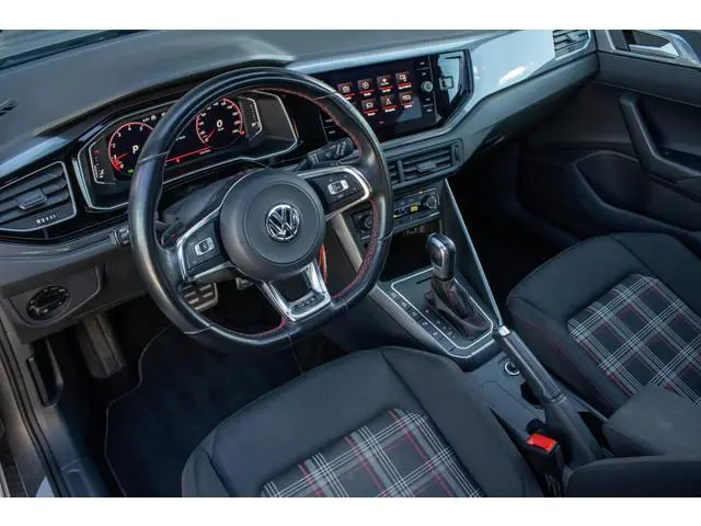 Volkswagen Polo 2.0 TSI GTI PANO Virtuele Cockpit Stoelverwarming Parkeerhulp