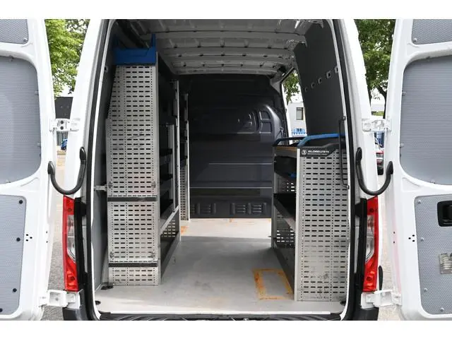 Mercedes-Benz Sprinter 315 CDI L2H2 RWD Werkplaats inrichting, Geveerde stoel, Camera