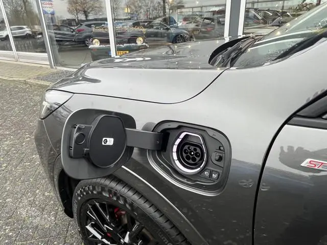 Ford Kuga 2.5 PHEV ST-Line X Black Package 243pk e-CVT Automaat | E-Trekhaak | Black Package | Drive...