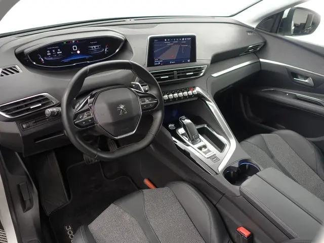 Peugeot 3008 1.2 PureTech Crossway Aut- Panoramadak, Carplay, 360 Camera, Sfeerverlichting, Stoelver...