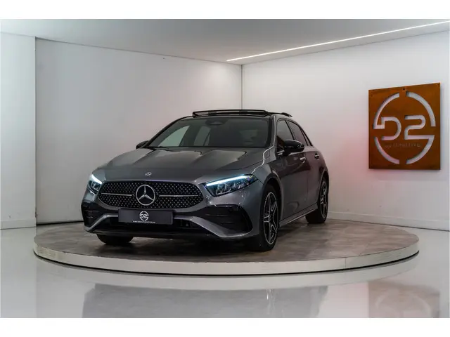 Mercedes-Benz A-klasse 250 e Premium AMG Facelift 218PK | Pano | Keyless | Sfeer | Night | Fabrieksg...