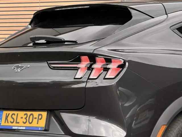 Ford Mustang Mach-E